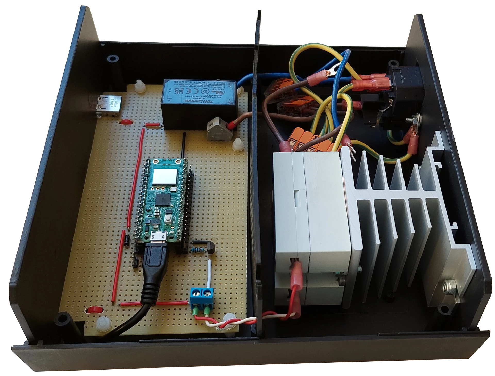 Picture of the controller's interior